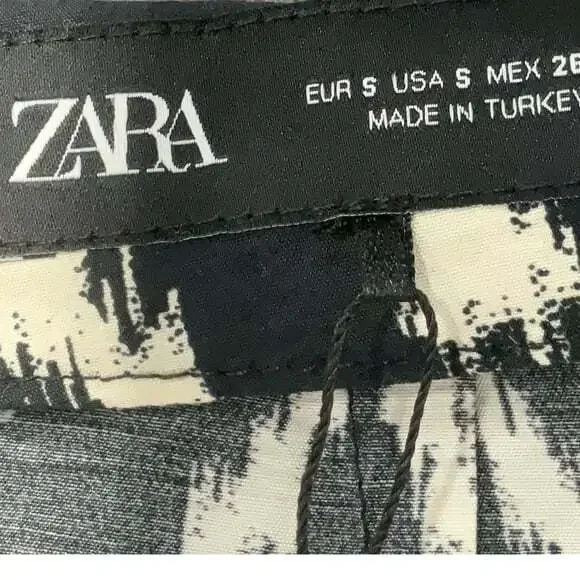 Zara Knoted Wrap Printed Black & White Mini Skirt New - Picture 4 of 5